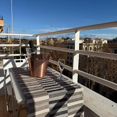 Apartment Piramide Cestia *
